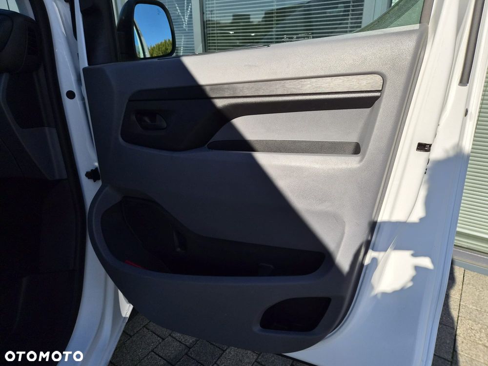 Opel VIVARO - 24