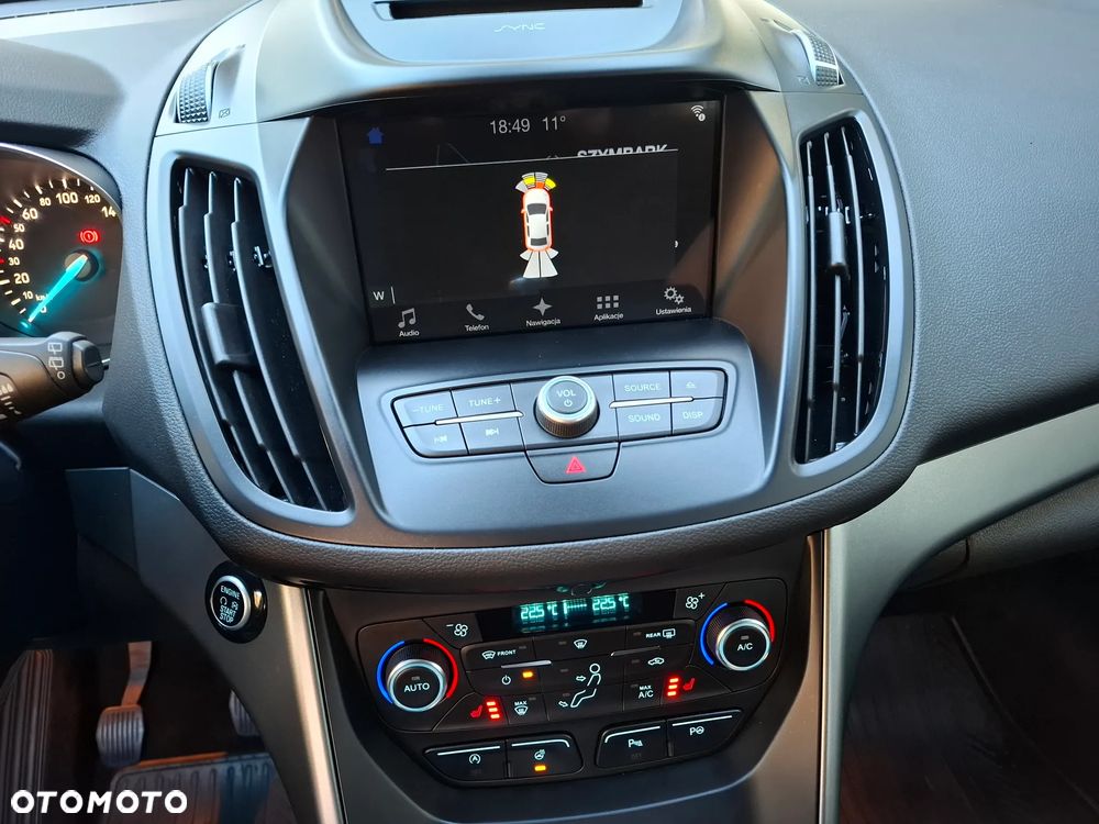 Ford Kuga 1.5 EcoBoost 2x4 Titanium - 22