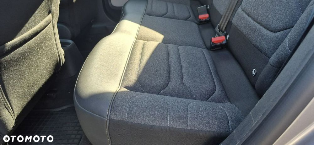 Citroën C3 Pure Tech 110 S&S EAT6 MAX - 23