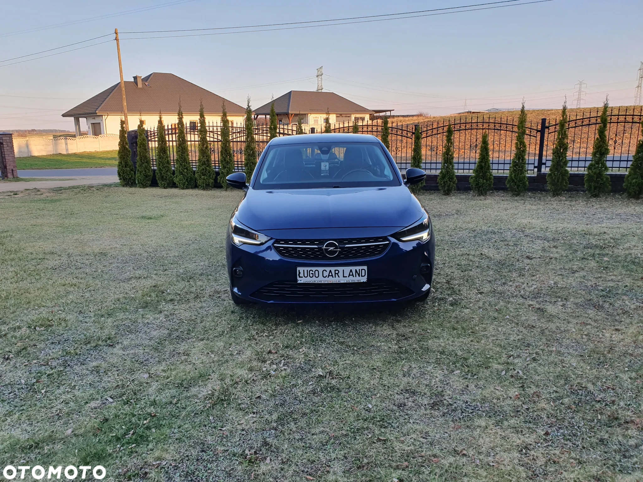 Opel Corsa 1.2 Business S&S - 9