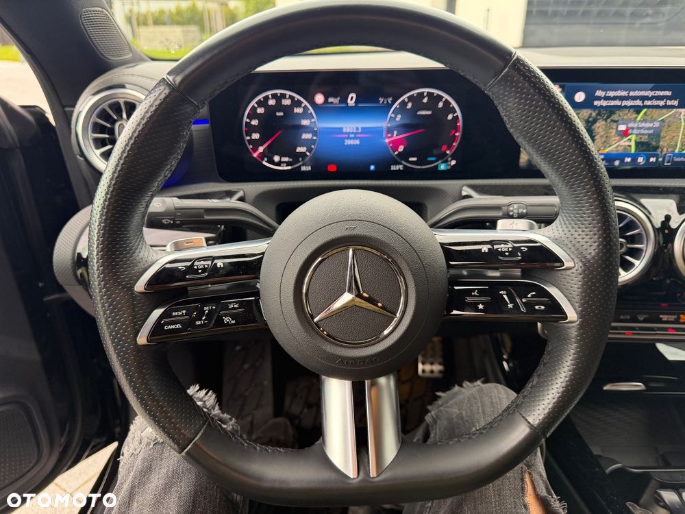 Mercedes-Benz CLA 220 AMG Line 7G-DCT - 11