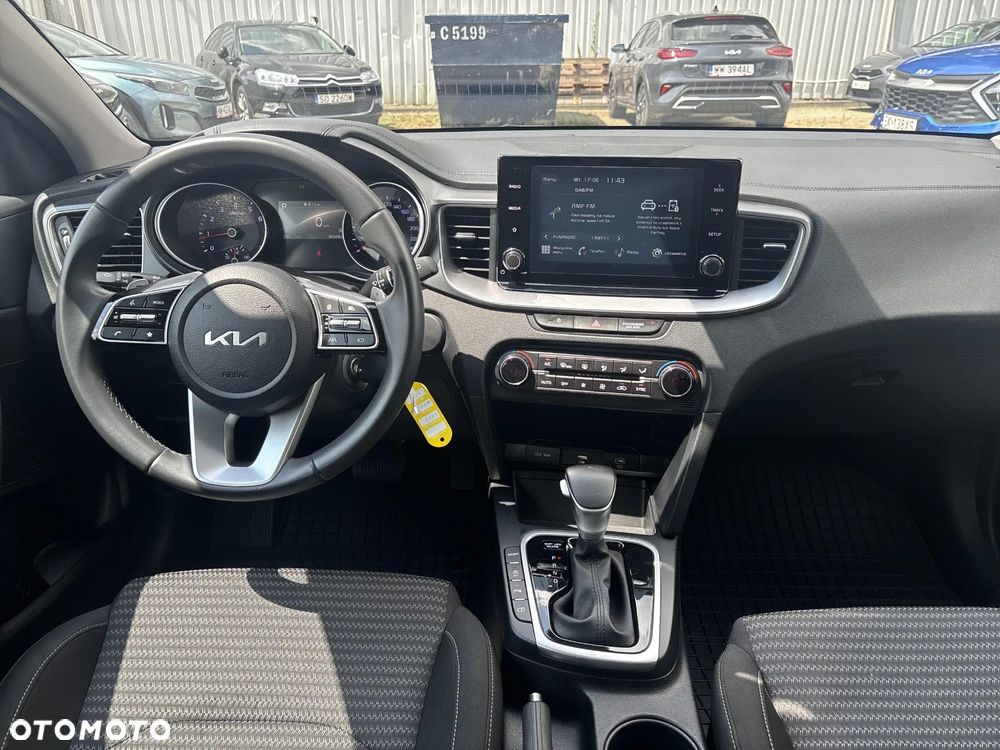 Kia Ceed 1.5 T-GDI M DCT - 13