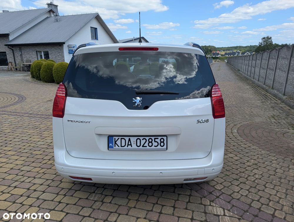 Peugeot 5008 - 5