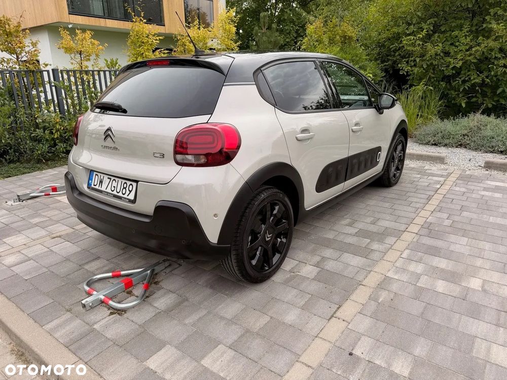 Citroën C3 1.2 PureTech Shine EAT6 - 3