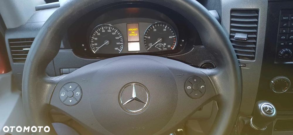 Mercedes-Benz Sprinter 519 - 14