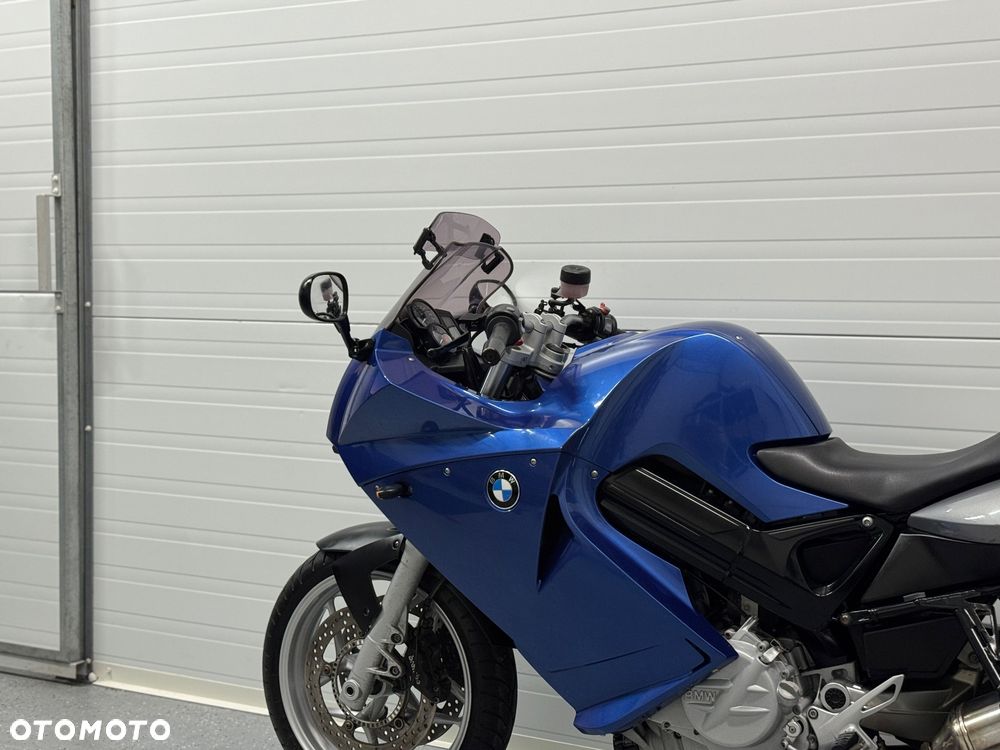BMW F - 13