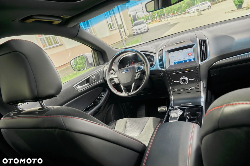 Ford Edge 2.0 EcoBlue Twin-Turbo 4WD ST-Line - 28