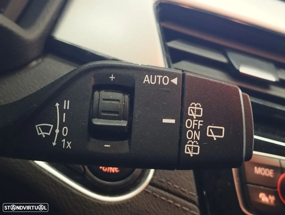 BMW X2 18 d sDrive Auto — fotografia 26