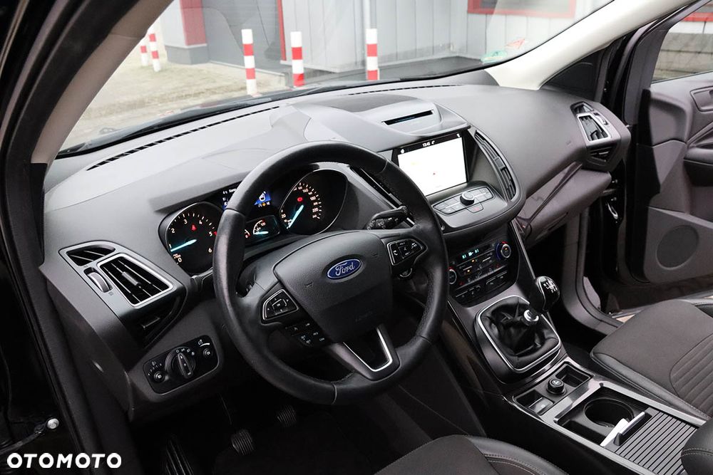 Ford Kuga 2.0 TDCi 4x4 Titanium - 22