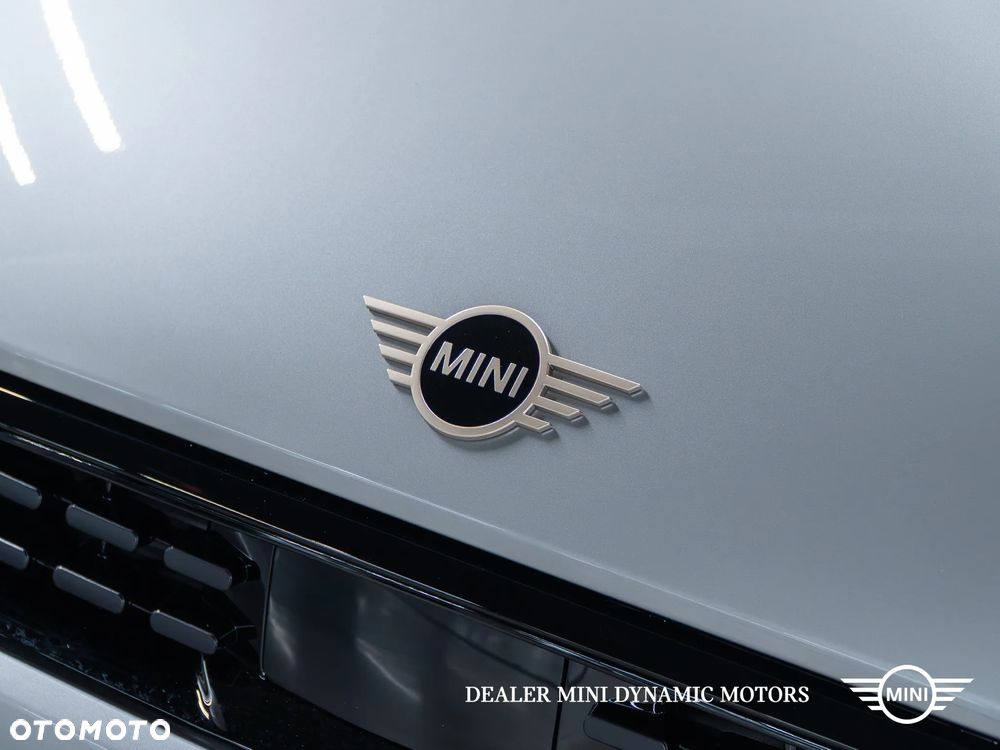 MINI Cooper C Essential Trim - 9