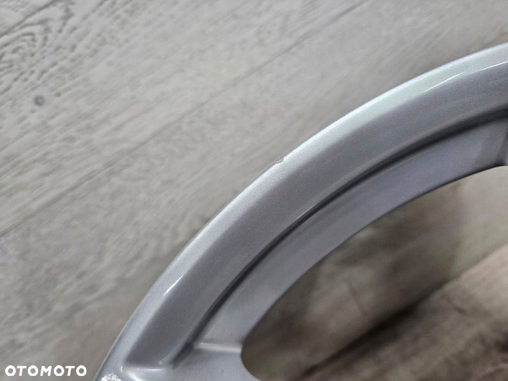 Felga Audi A4 B9 8W0 7.0Jx17H2 Et42 5x112 - 7