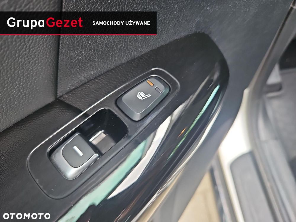 Kia Sportage 1.6 GDI Black Edition 2WD - 27