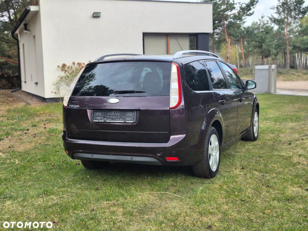 Ford Focus 1.6 16V Ambiente - 5