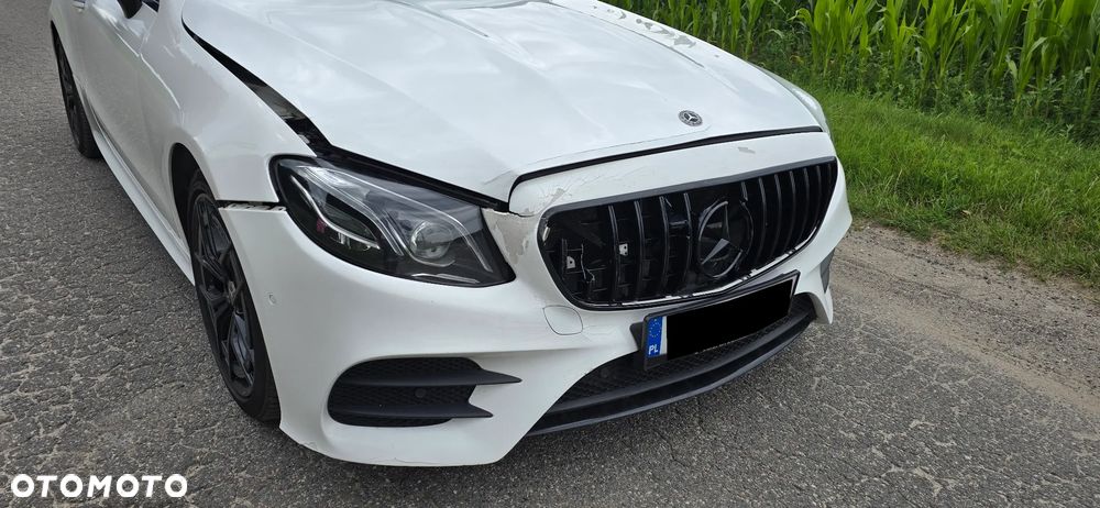 Mercedes-Benz Klasa E 220 d 4-Matic 9G-TRONIC - 5