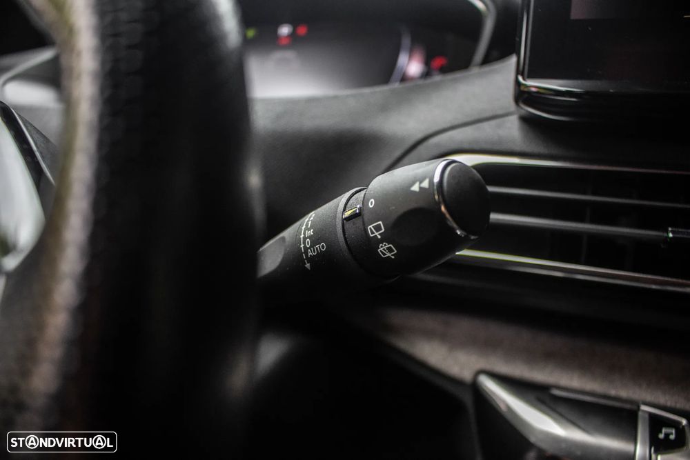 Peugeot 5008 BlueHDI 130 EAT8 GT - 16