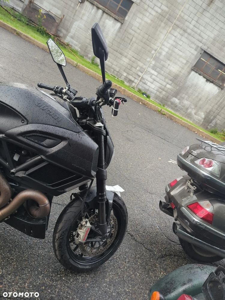 Ducati Diavel - 23