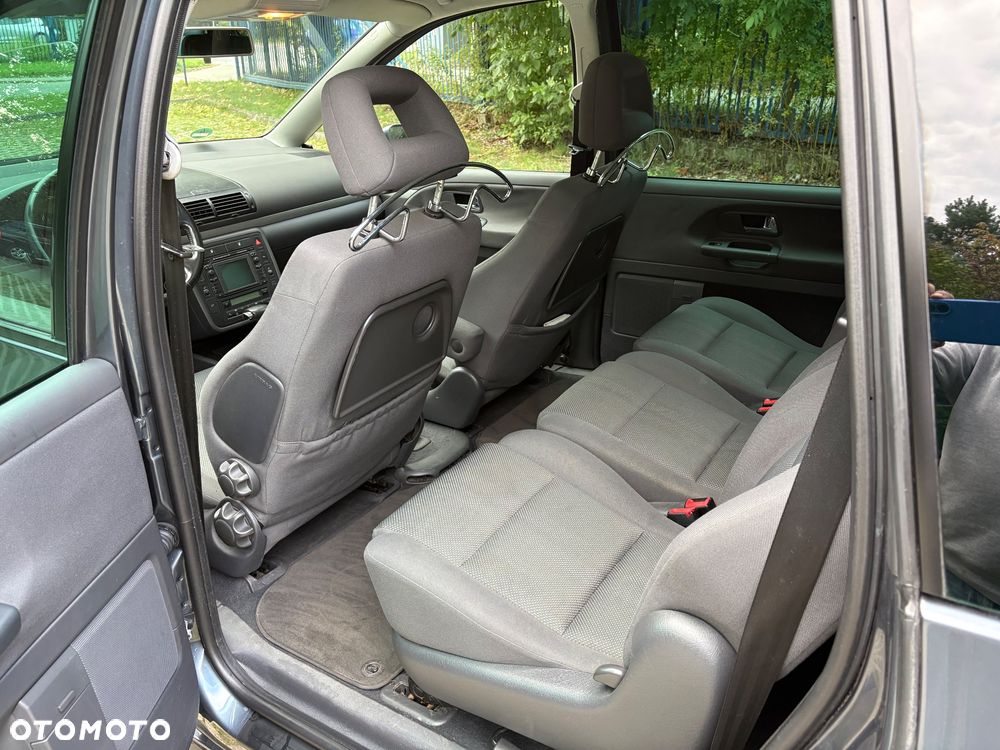 Volkswagen Sharan - 15