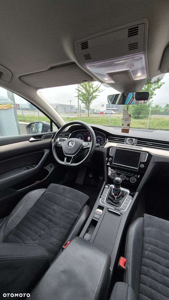 Volkswagen Passat 1.8 TSI BMT Highline - 8