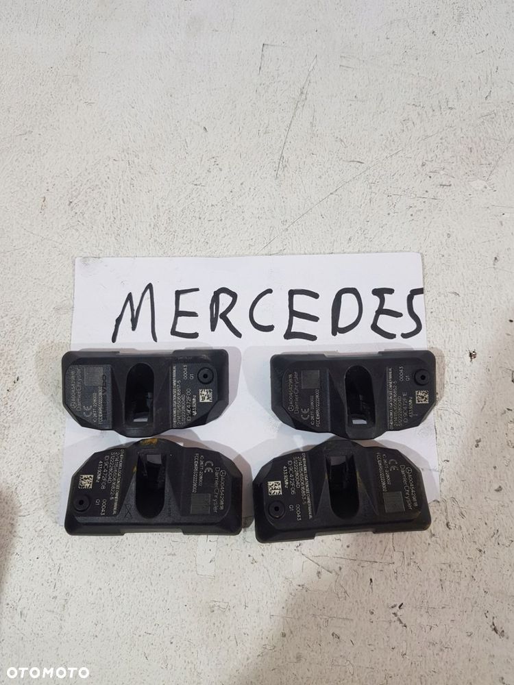 CZUJNIKI CIŚNIENIA OPON A0045429818 MERCEDES W221 KOMPLET - 1