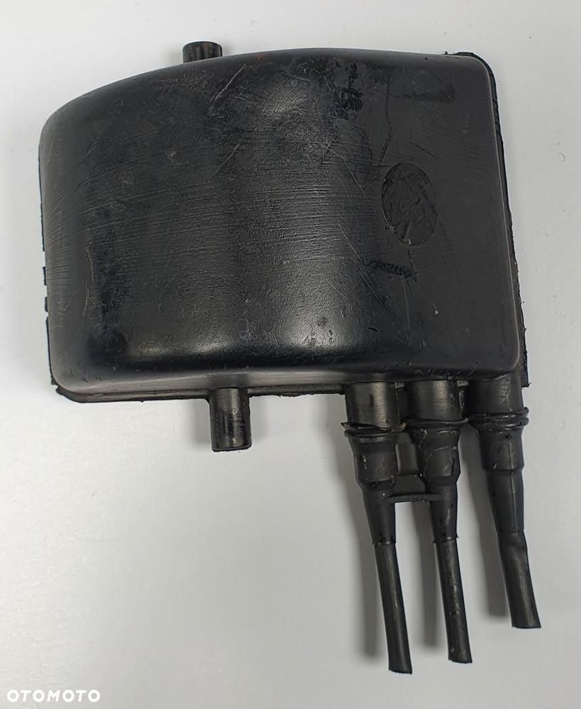 ODPOWIETRZNIK ZBIORNIKA PALIWA MERCEDES W115 W114 - 1