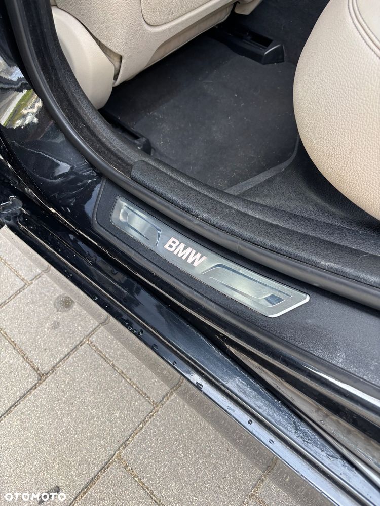 BMW Seria 5 520d xDrive Luxury Line - 24