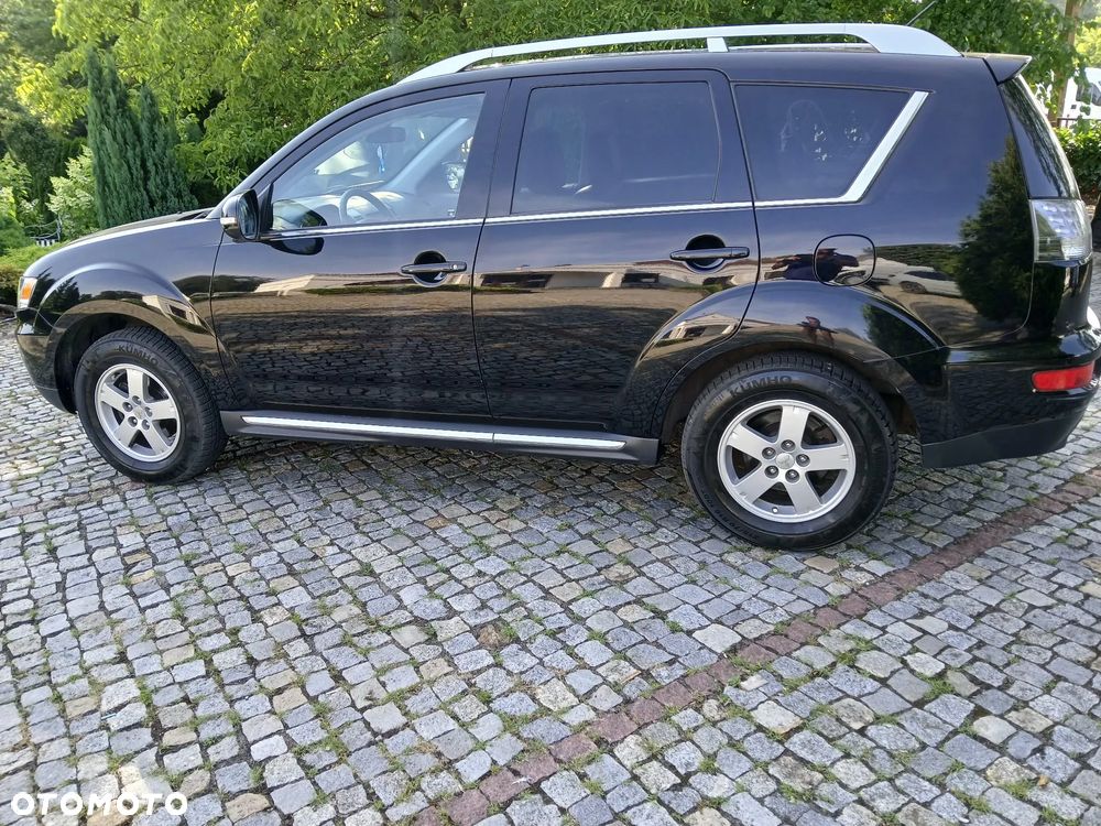 Mitsubishi Outlander - 17