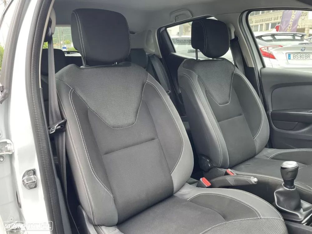 Renault Clio 1.5 dCi Zen - 14