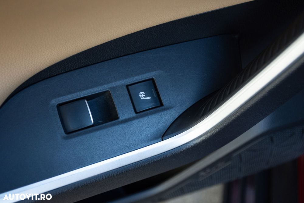 Toyota RAV4 2.5 VVT-iE 4x4 Luxury Premium - 27