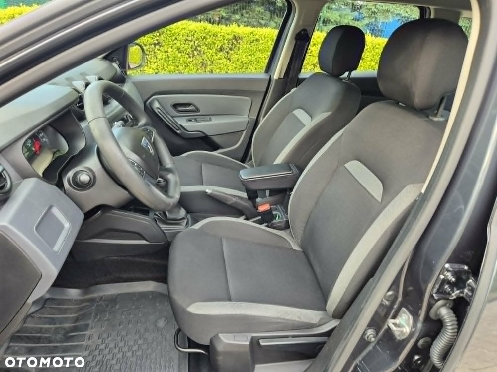 Dacia Duster TCe 130 2WD GPF Celebration - 12