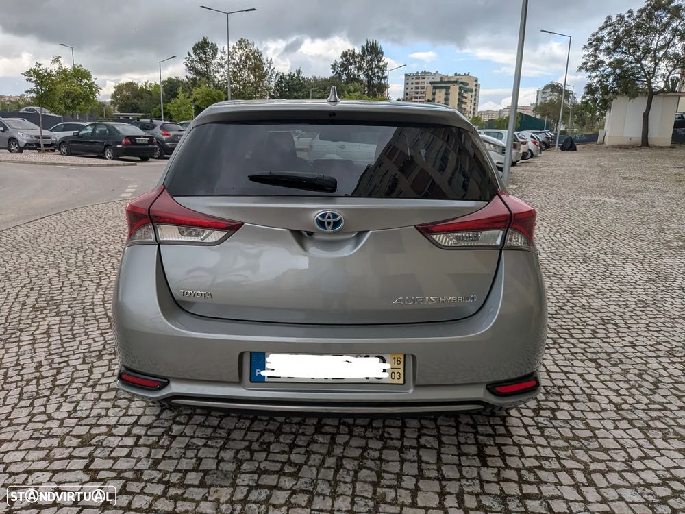 Toyota Auris 1.8 HSD Comfort +P.Sport+Navi - 21