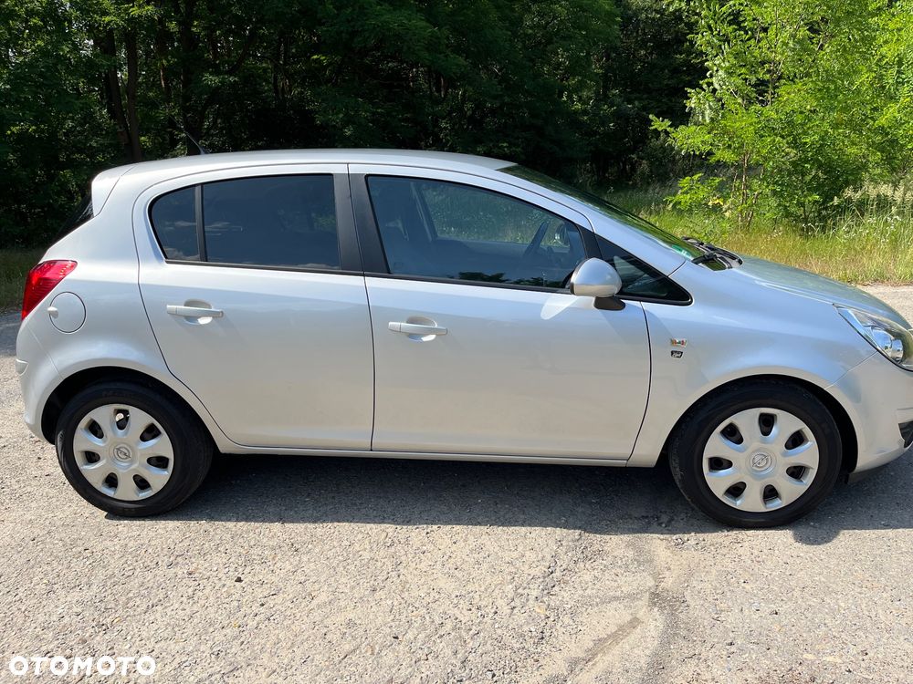 Opel Corsa - 4