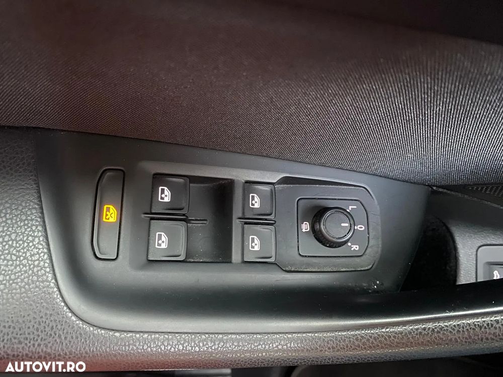 Volkswagen Passat - 14