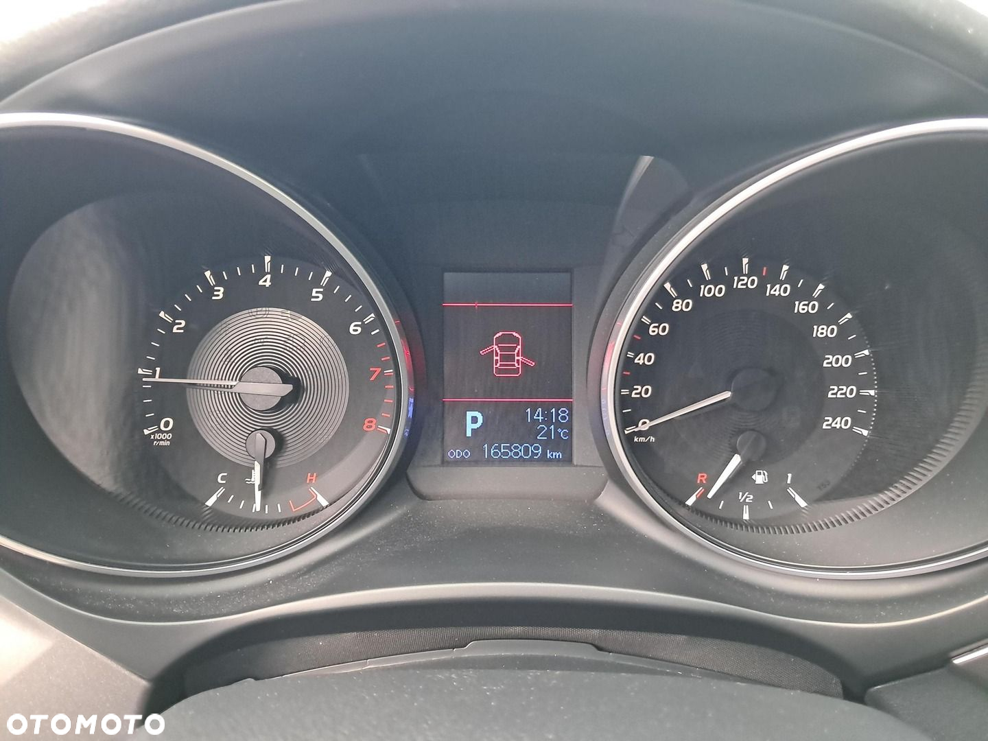 Toyota Avensis 1.8 Active MS - 19