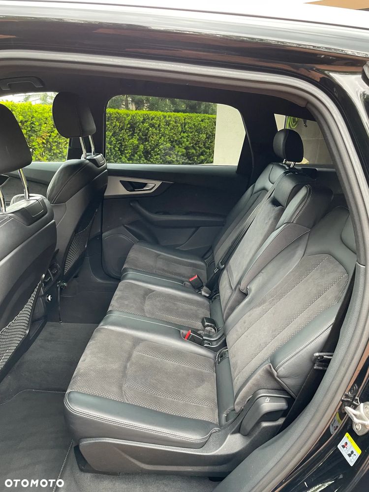 Audi Q7 - 7