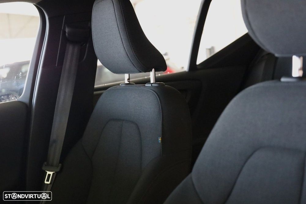 Volvo XC 40 1.5 T4 PHEV Essential - 9