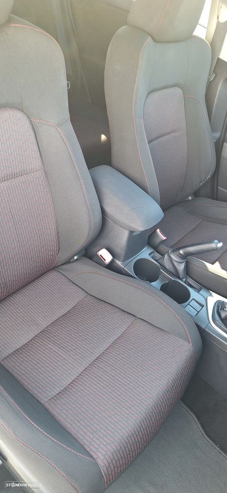 Toyota Auris Touring Sports 1.4 D-4D C.+P.Sport+TSS - 14