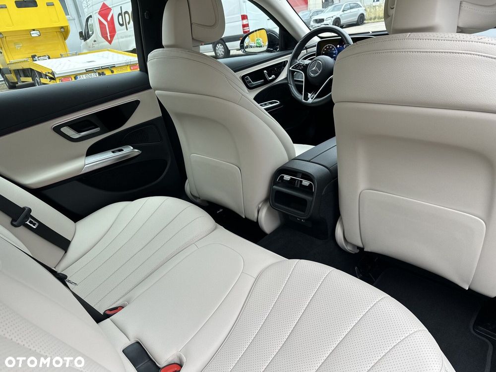 Mercedes-Benz Klasa E 220 d mHEV 4-Matic Avantgarde 9G-Tronic - 20