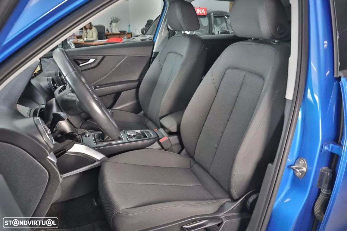 Audi Q2 1.6 TDI Design - 11