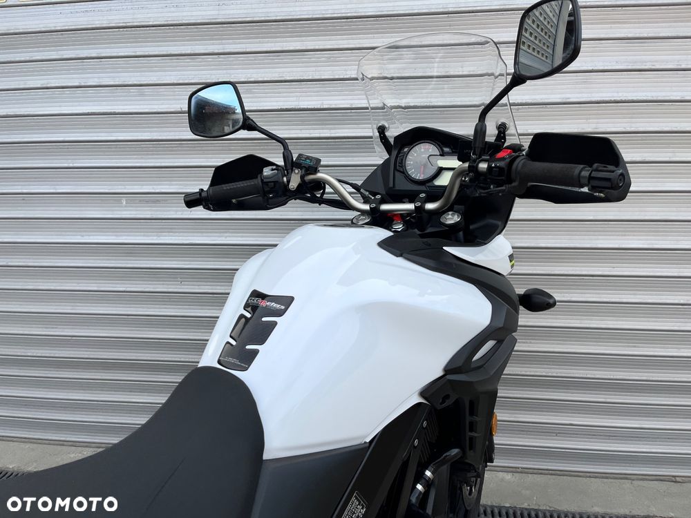 Suzuki DL - 12