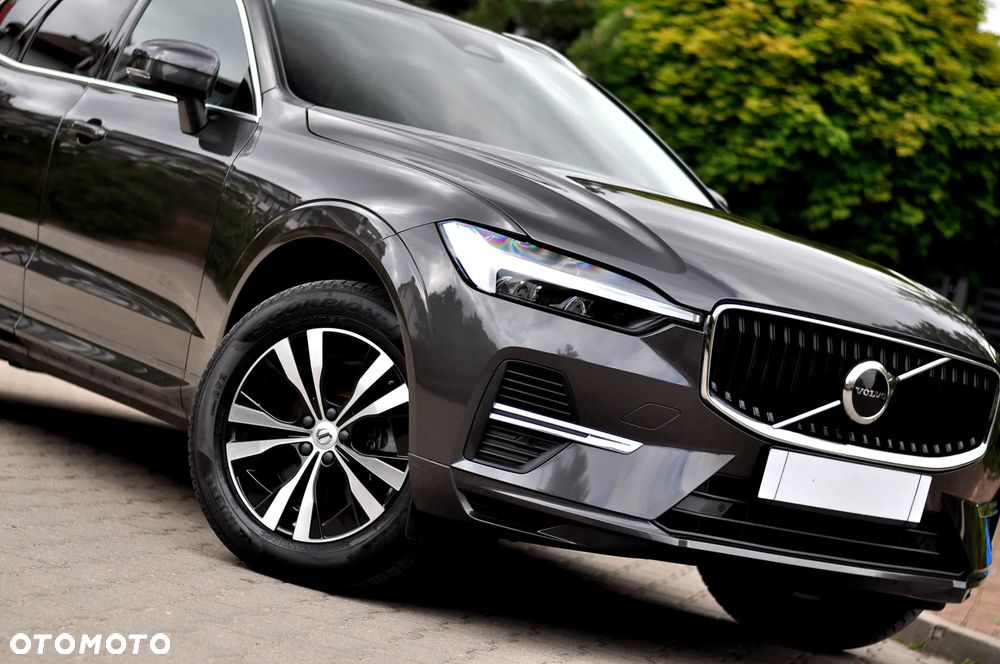 Volvo XC 60 B4 D Geartronic Momentum Pro - 1