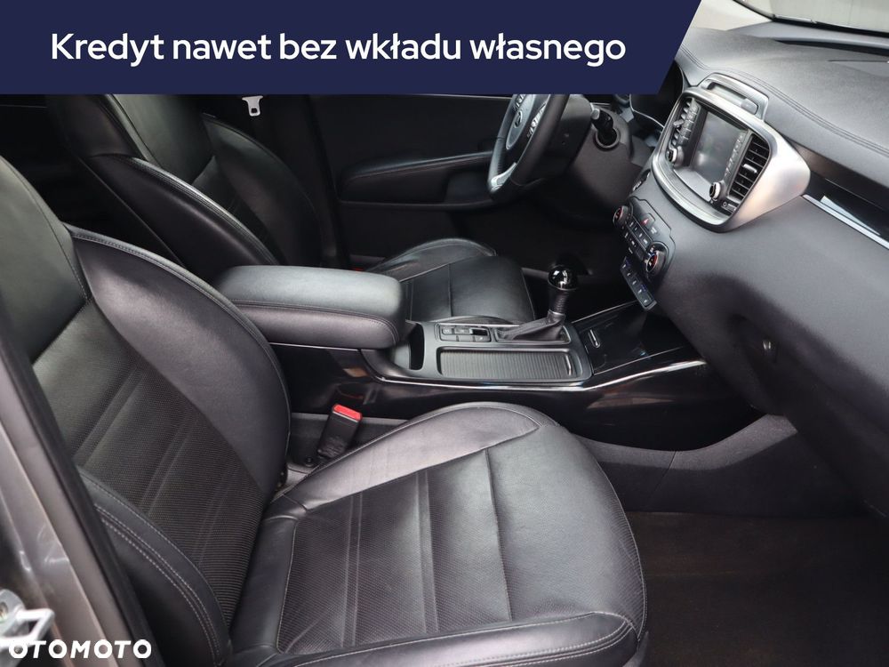 Kia Sorento - 11