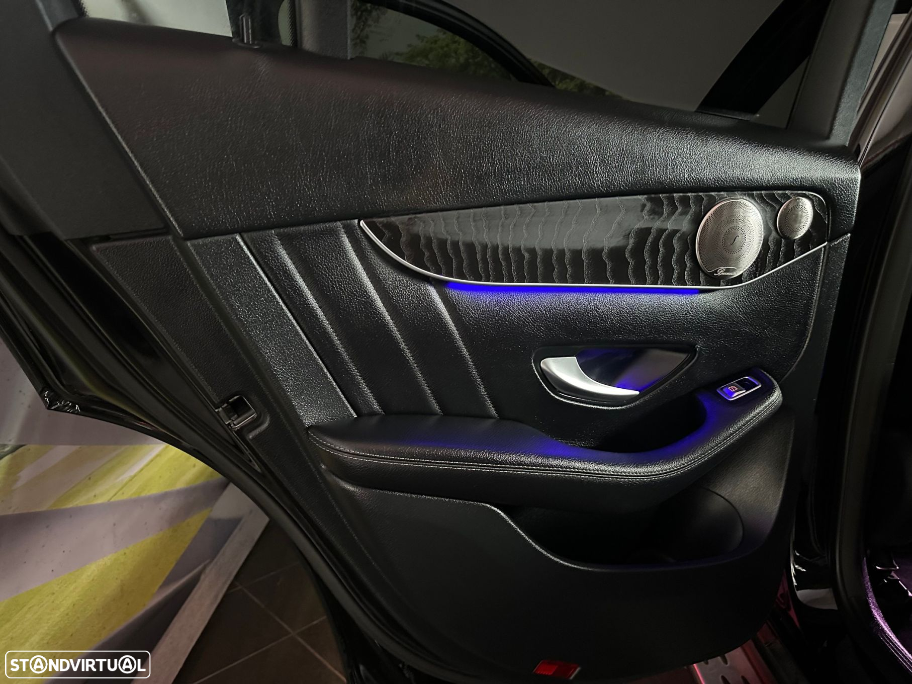 Mercedes-Benz GLC 300 de 4Matic - 31