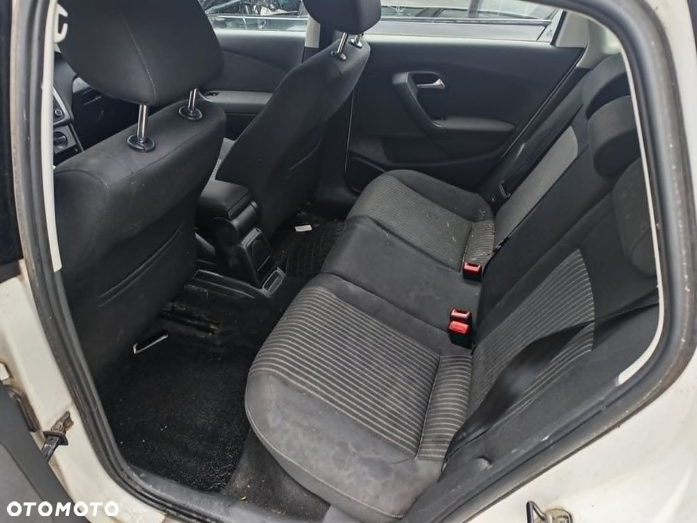 Volkswagen Polo 1.2 TSI Highline - 8