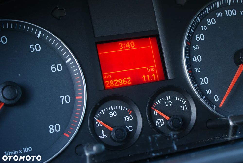 Volkswagen Caddy Maxi - 9
