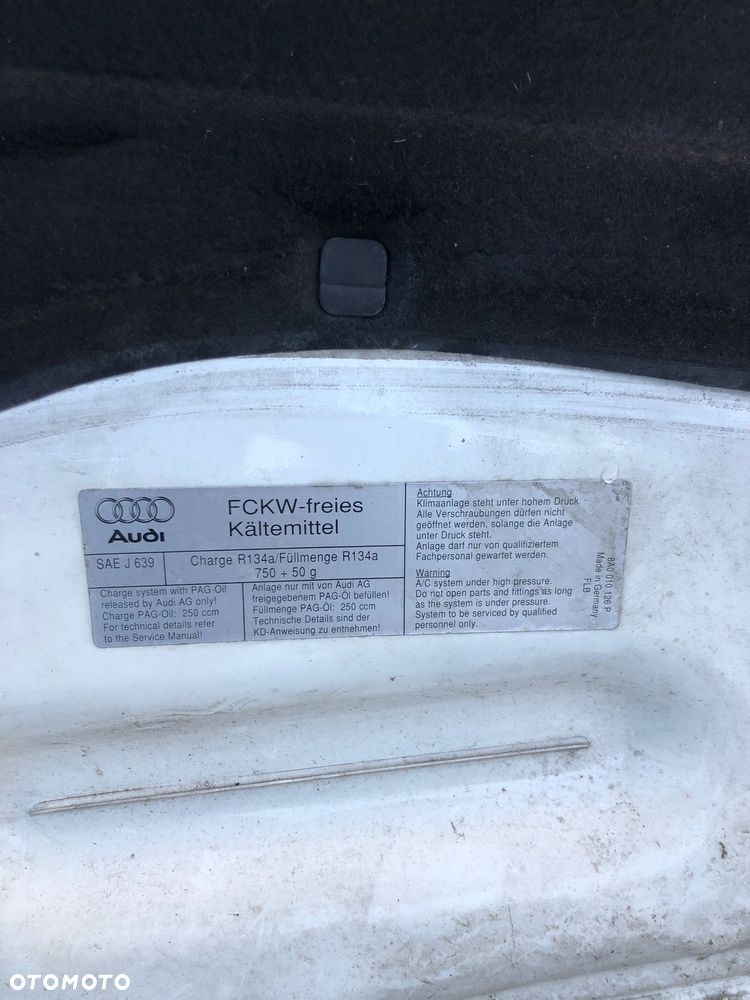 Maska Audi A6 C5 - 8