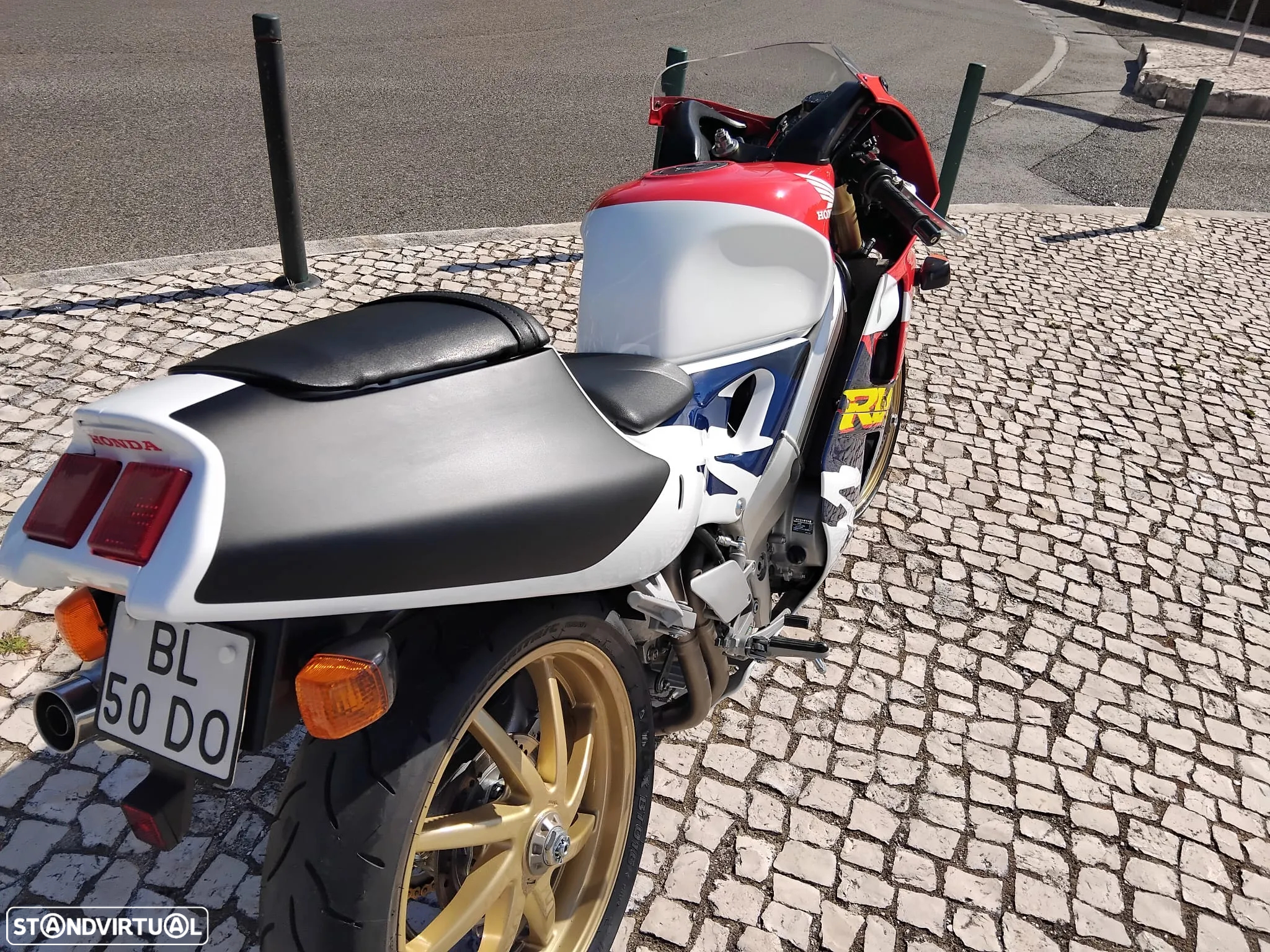 Honda RVF - 10