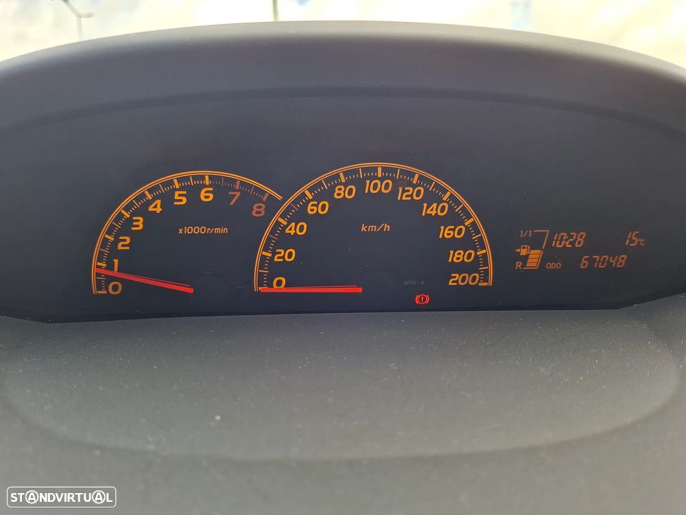 Toyota Yaris 1.0 VVT-i AC Manual - 8