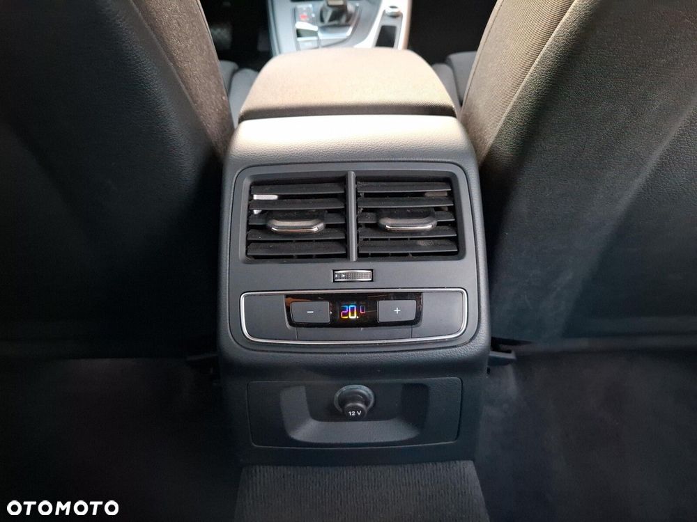 Audi A4 Limousine 35 TFSI S tronic - 19