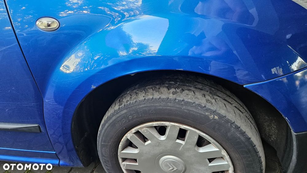 Citroen C2 błotnik  przód przedni prawy  KMHC - 2