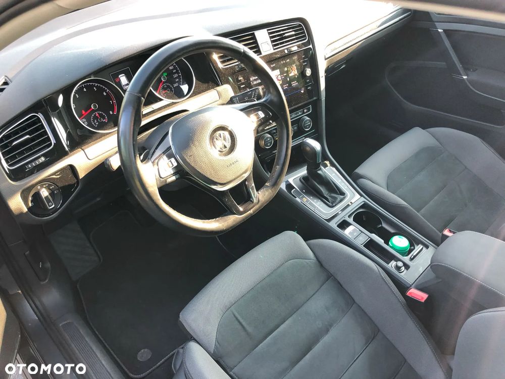 Volkswagen Golf 1.5 TSI BMT Evo Highline DSG - 12